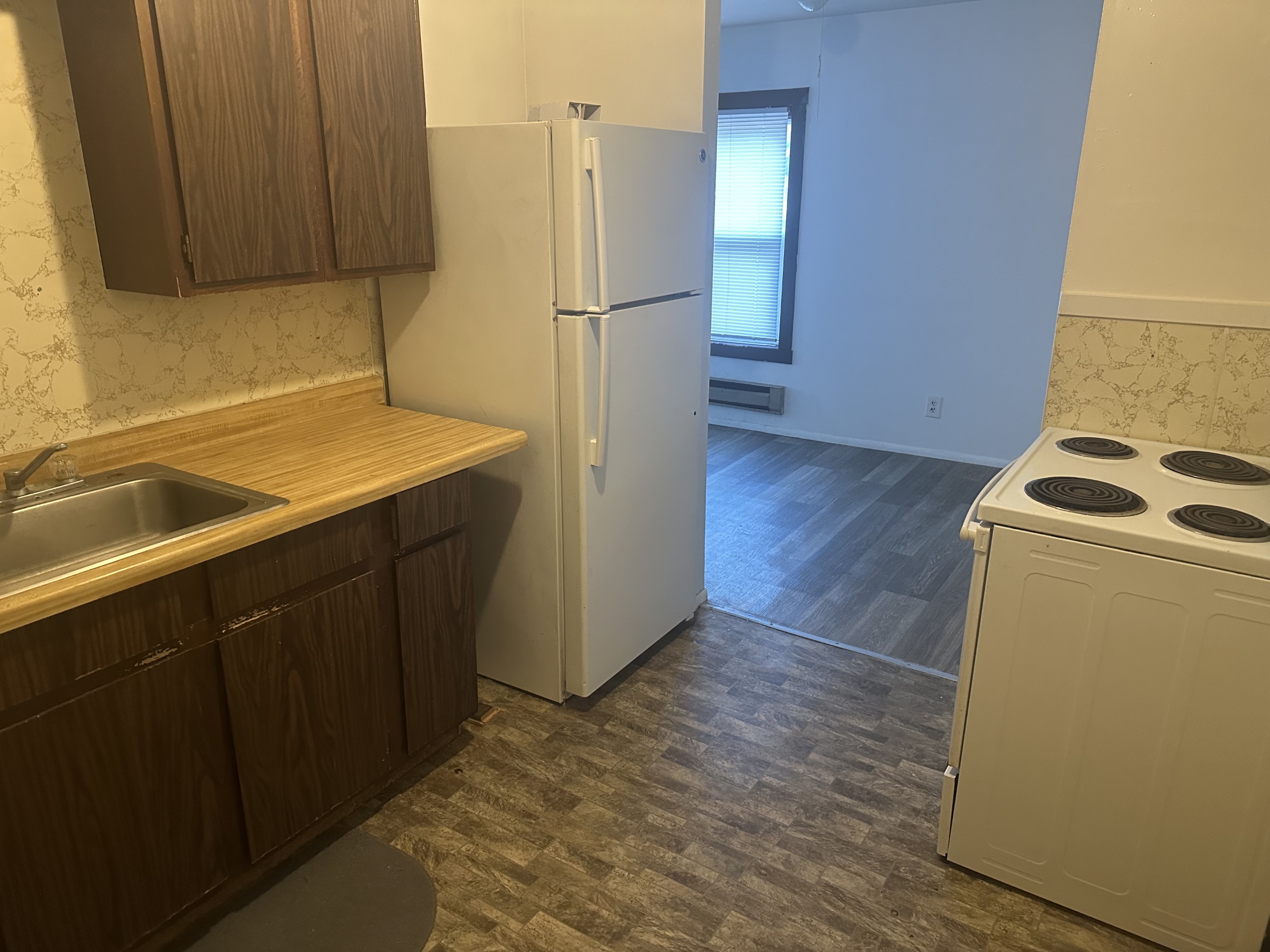 145 East Main Street - 7