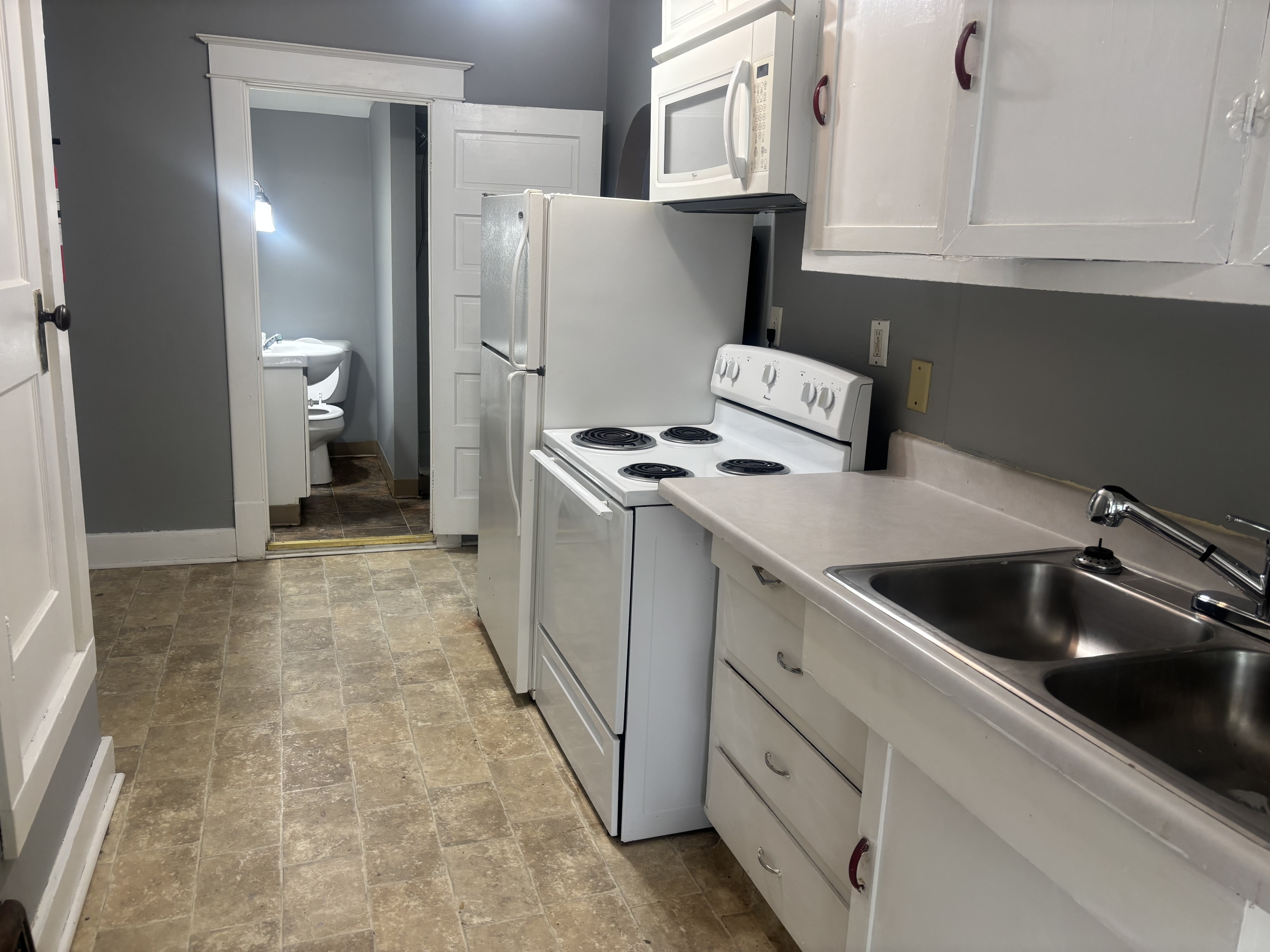 1725 D Avenue NE - 3