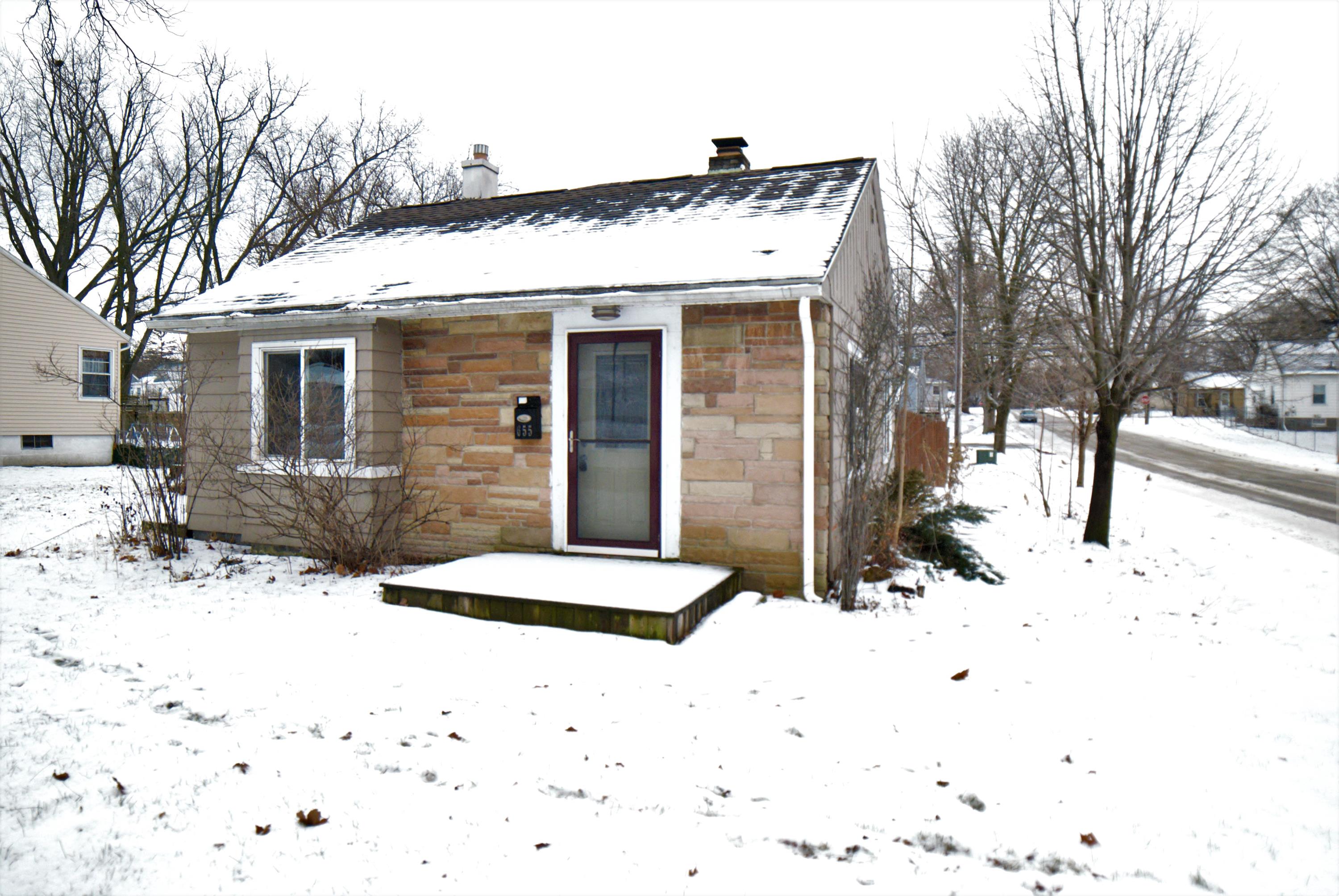 655 36th Street Northeast